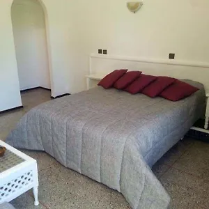 2* Hotel Royal